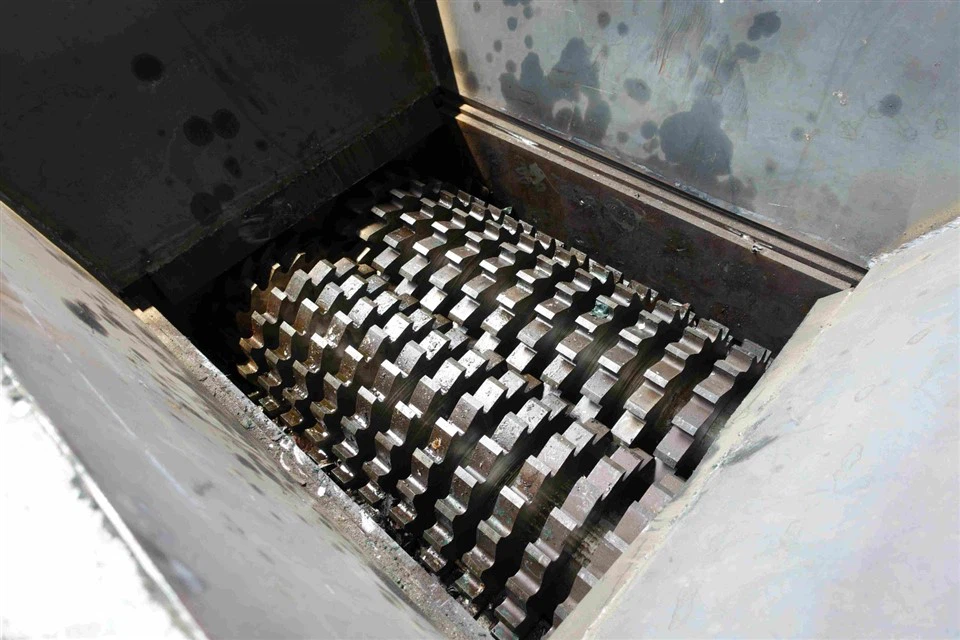 plastic baler machine