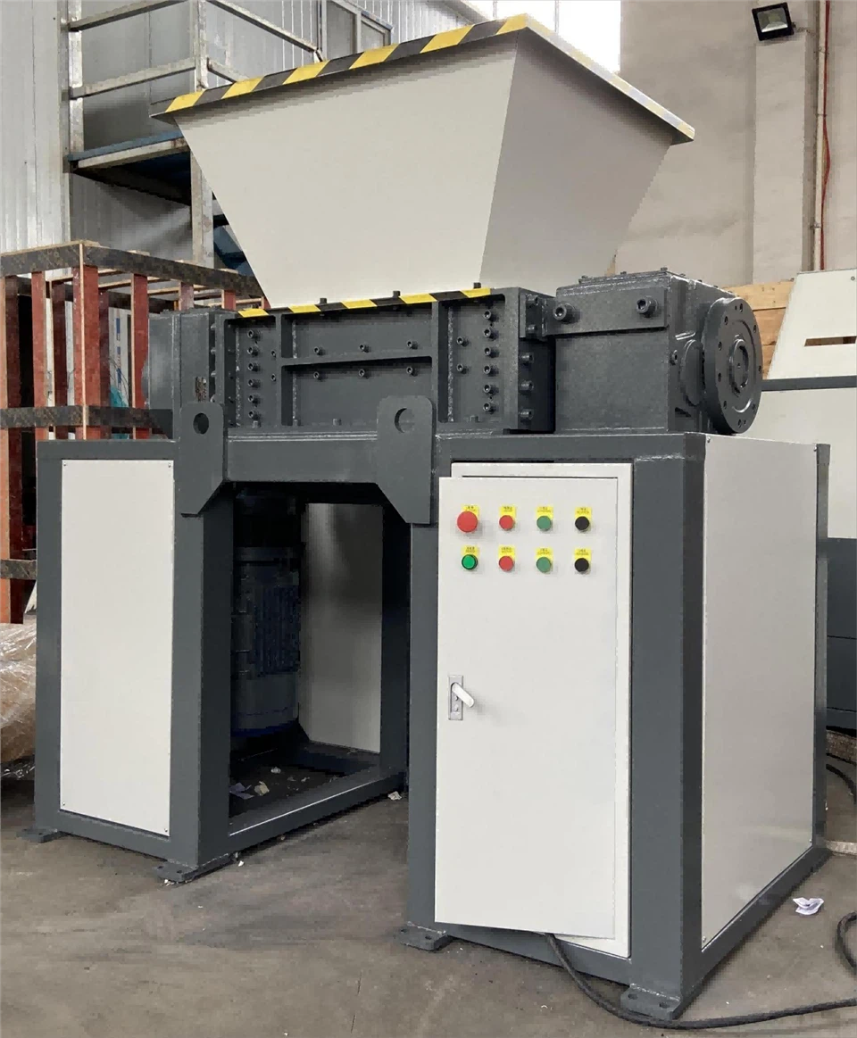 E-DBK600 Latest Dual-Shaft Crusher